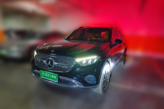 奔驰GLC 2023款 改款 GLC 260 L 4MATIC 动感型 5座