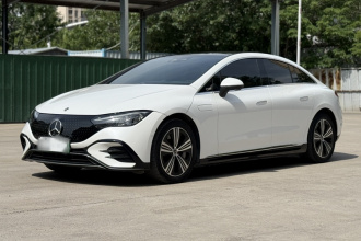 奔驰EQE 2022款 350 豪华版