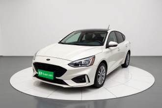 福特 福克斯 2020款 三厢 EcoBoost 180 自动锋潮型