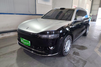 鸿蒙智行 问界M9 2025款 增程 Ultra版 52kWh 5座版 (192线激光雷达）