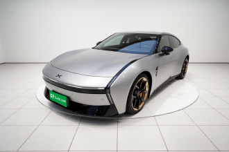 小鹏P7 2025款 750 四驱鹏翼 Ultra