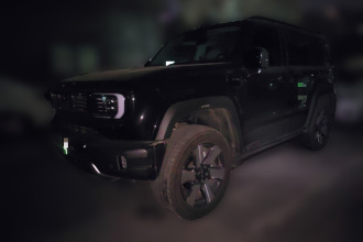 北京越野BJ40增程 2025款 进阶版