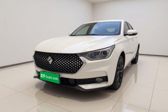 宝骏RC-6 2019款 1.5T CVT 24小时在线精英型