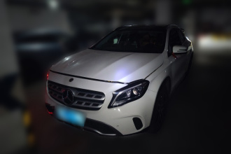 奔驰GLA 2017款 GLA 200 时尚型