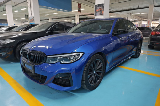 宝马3系 2021款 改款二 325i M运动曜夜套装