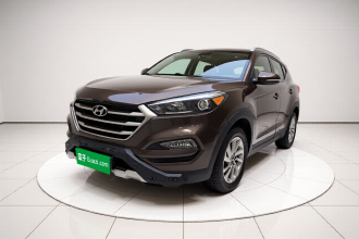 现代 途胜 2015款 1.6T 双离合两驱智能型
