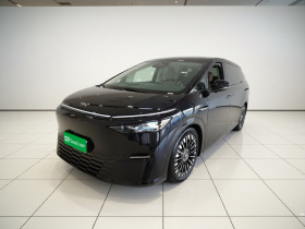 小鹏X9 2025款 纯电 740超长续航 Max