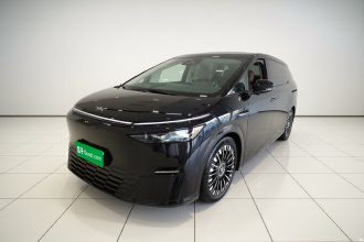 小鹏X9 2025款 纯电 740超长续航 Max