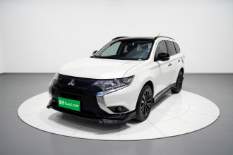 三菱 欧蓝德 2021款 2.4L 四驱曜动版 5座