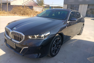 宝马5系 2024款 530Li 领先型 M运动套装