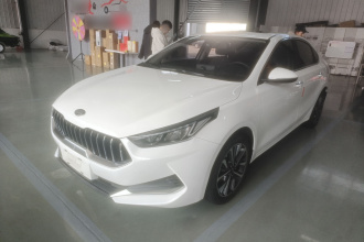 起亚K3 2021款 1.5L CVT时尚版
