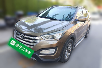 现代 胜达 2015款 2.0T 自动两驱智能型 5座