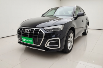 奥迪Q5L 2022款 40T 时尚致雅型