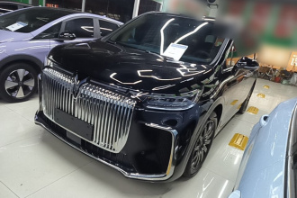 岚图汽车 岚图梦想家 2025款 EV 四驱卓越鲲鹏版
