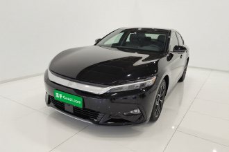 比亚迪 汉 2023款 EV 冠军版 715KM前驱尊荣型