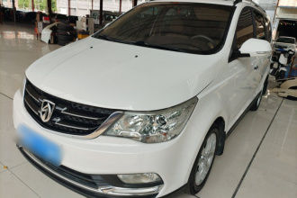 宝骏730 2016款 1.5L 手动舒适型 7座 国V