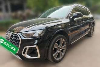 奥迪Q5L 2022款 45T 豪华动感型