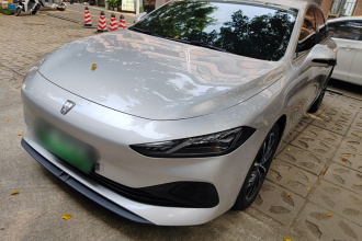 荣威D7 2025款 DMH 125km 世界冠军卓越版