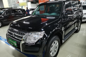 三菱 帕杰罗(进口) 2016款 3.0L 自动标准版 国V