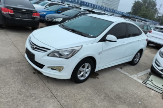 现代 瑞纳 2014款 1.4L 自动智能型GLS