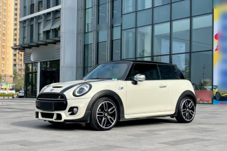 MINI 2019款 2.0T COOPER S 赛车手