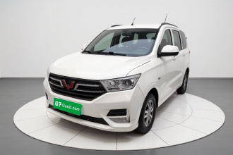 五菱汽车 五菱宏光 2019款 1.5L S标准型国VI LAR