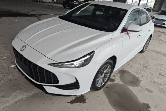 名爵 MG5 2025款 180DVVT 全球抢先版