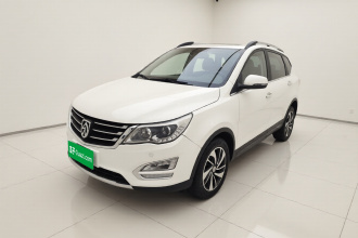 宝骏560 2015款 1.8L 手动豪华型