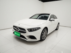 奔驰A级 2020款 改款 A 200 L 运动轿车时尚型