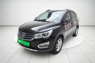 宝骏560 2015款 1.8L 手动精英型