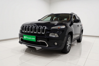 Jeep 自由光 2017款 2.0L 优越版