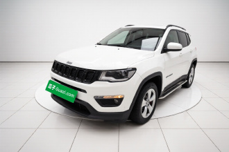 Jeep 指南者 2017款 200T 自动家享版