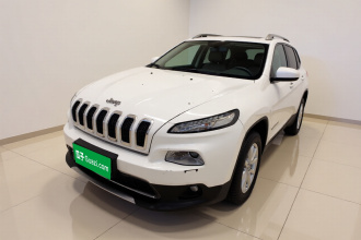 Jeep 自由光 2017款 2.0L 优越版