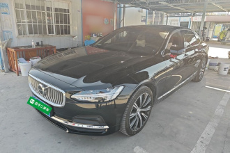 沃尔沃S90 2023款 B5 智远豪华版