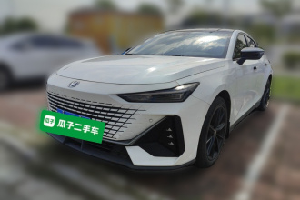 长安UNI-V 2022款 1.5T 尊贵型
