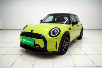 MINI 2023款 1.5T COOPER 艺术家 五门版