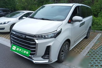 上汽大通MAXUS 大通G20 2021款 改款 PLUS 2.0T 汽油自动豪华版