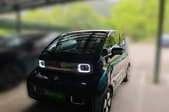 宝骏KiWi EV 2022款 艺术家轻享版 磷酸铁锂