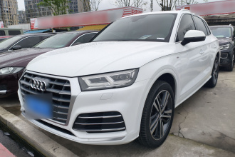 奥迪Q5L 2020款 改款 40 TFSI 荣享时尚型