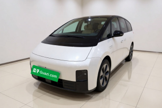 理想汽车 理想MEGA 2025款 Home 家庭特别版