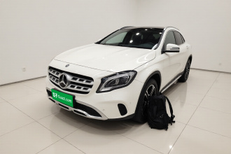 奔驰GLA 2018款 GLA 200 时尚型