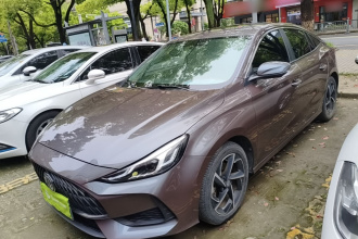 名爵 MG5 2021款 300TGI DCT青奢豪享版