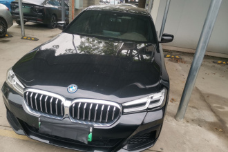 宝马5系新能源 2022款 改款 535Le M运动套装