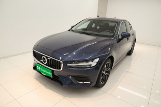 沃尔沃S60 2020款 T4 智逸豪华版