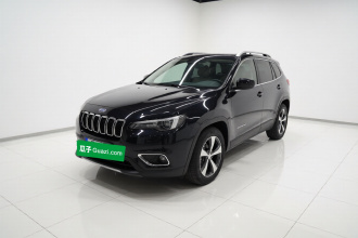 Jeep 自由光 2020款 2.0T 两驱领先版