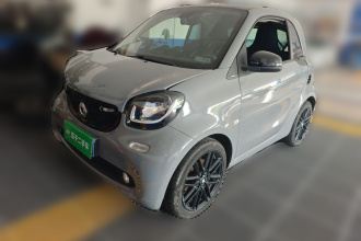 smart fortwo 2018款 0.9T 66千瓦耀金特别版 国V