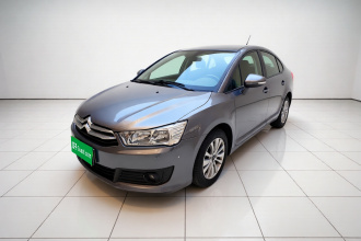 雪铁龙 世嘉 2013款 三厢 2.0L 手动品悦型