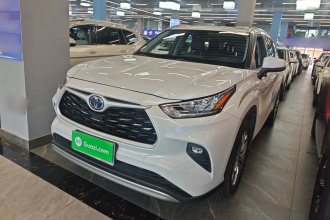 丰田 汉兰达 2023款 2.5L智能电混双擎四驱豪华版 7座