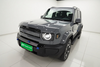 iCAR V27 2026款 200KM四驱猎鹰500
