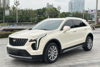 凯迪拉克XT4 2022款 28T 两驱尊贵型